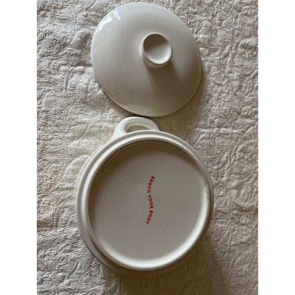 Round Ceramic Cocotte Set By Brocc Your Body Minimalist Style White & Green - Picture 5 of 15